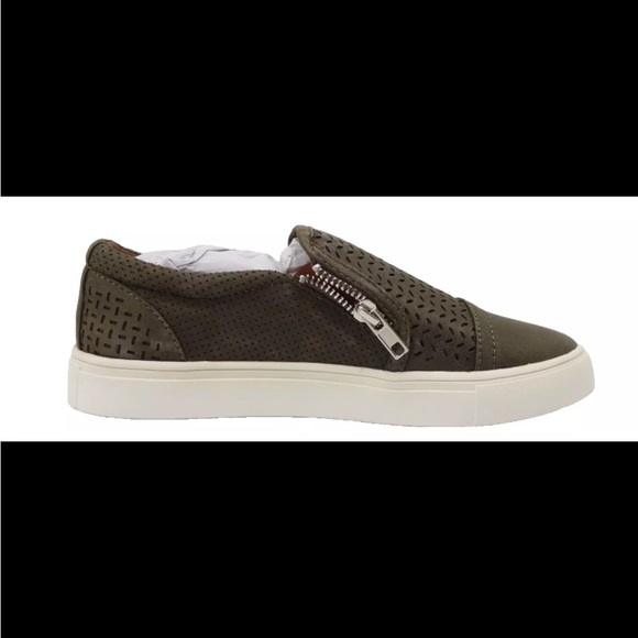 Report Olivegreen Aleva slip on sneakers. Perforated sneakers with side zipper. - Picture 1 of 4